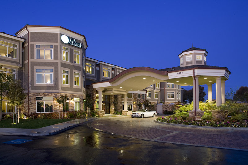 West Inn & Suites Carlsbad - Carlsbad, CA