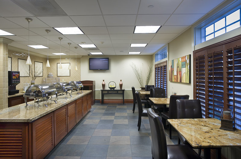 West Inn & Suites Carlsbad - Carlsbad, CA