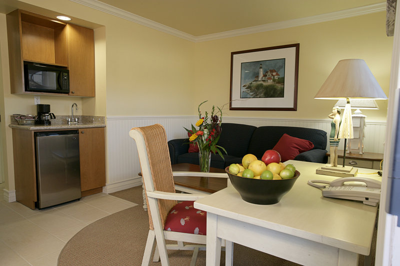 Avila Lighthouse Suites - Avila Beach, CA