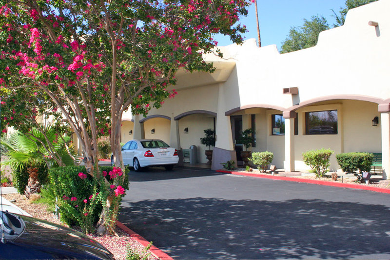 Antelope Valley Inn - Lancaster, CA