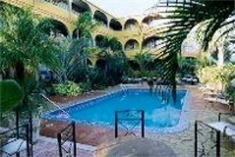 Tropi Rock Resort - Fort Lauderdale, FL