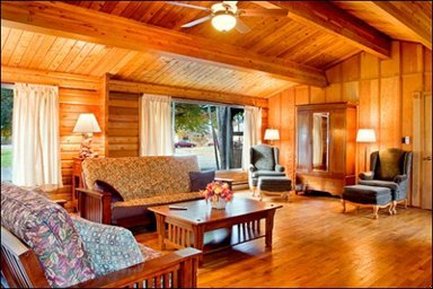 VIRGINIAN RESORT - Winthrop, WA