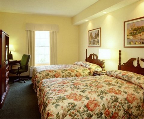 Baymont Inn & Suites - Albany, GA