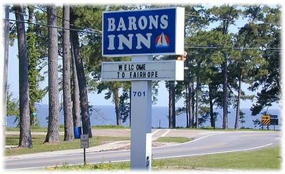 Barons By The Bay Inn - Fairhope, AL