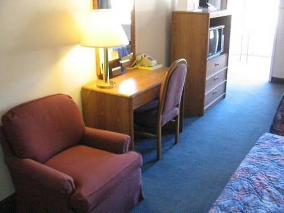 Campus Inn - West Lafayette, IN