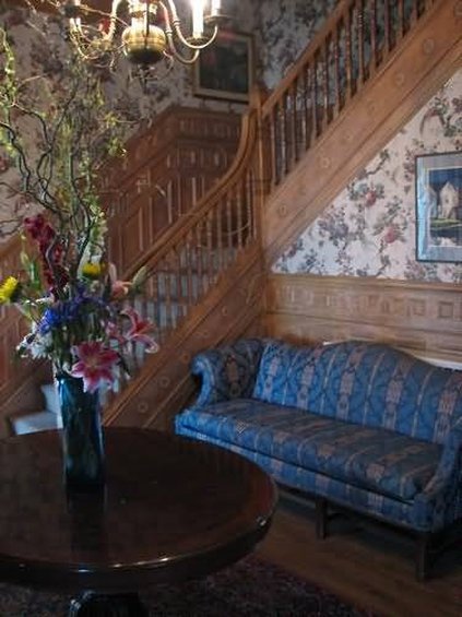 Elms Bed & Breakfast - Westbrook, ME