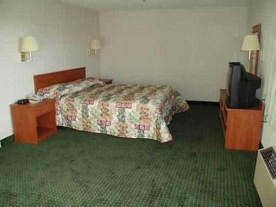 Redondo Pier Inn - Redondo Beach, CA