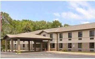 Riverview Inn & Suites
