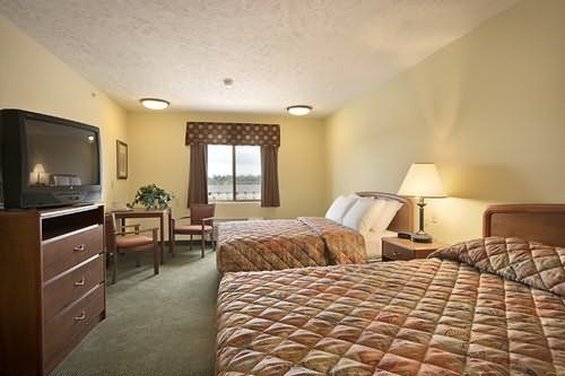 Supertel Inn & Conference Ctr - Creston, IA