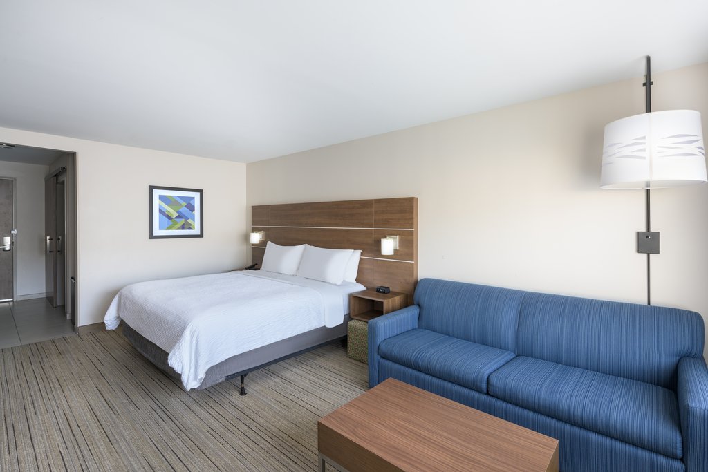 Holiday Inn Express & Suites PHOENIX EAST - GILBERT - Tap to explore photos