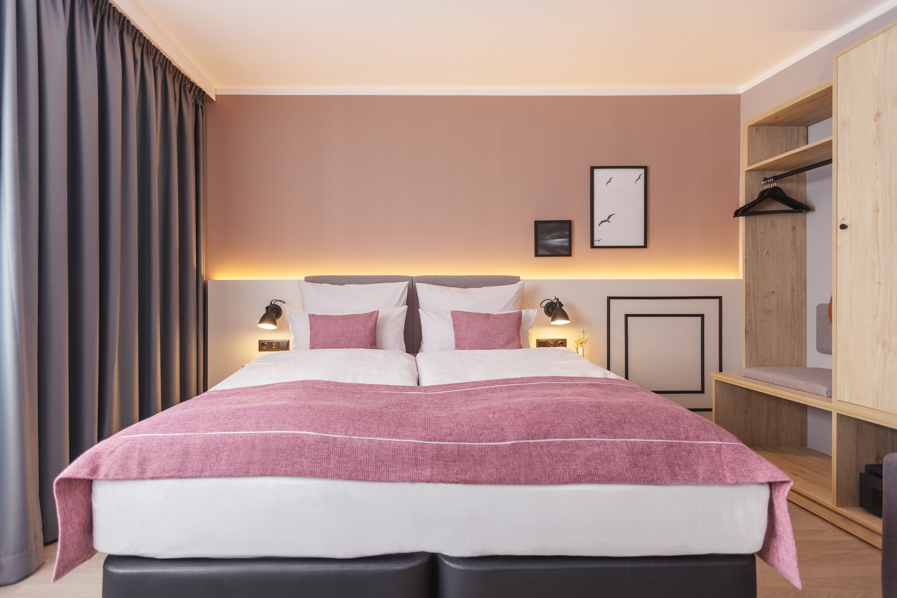Garner Hotel Berlin - Ku'Damm by IHG - Tap to explore photos