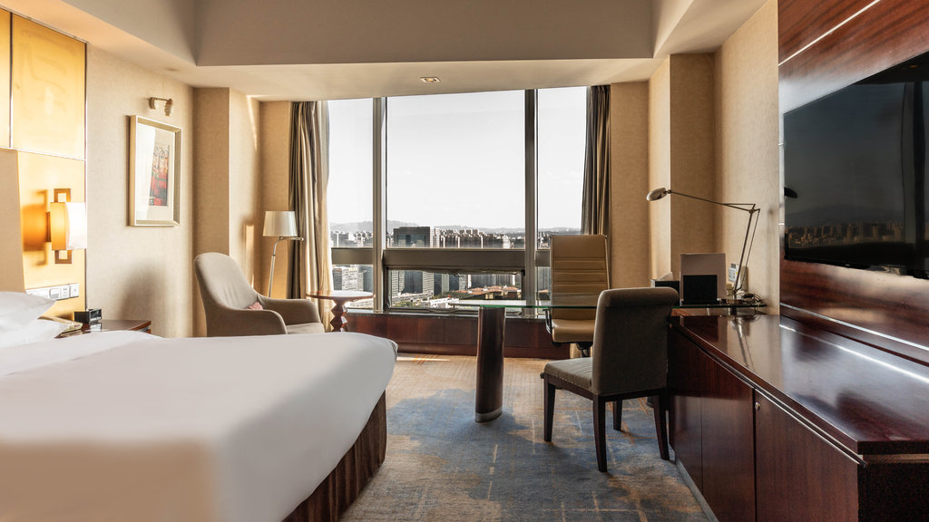 Crowne Plaza YANTAI SEA VIEW  - Tap to explore photos