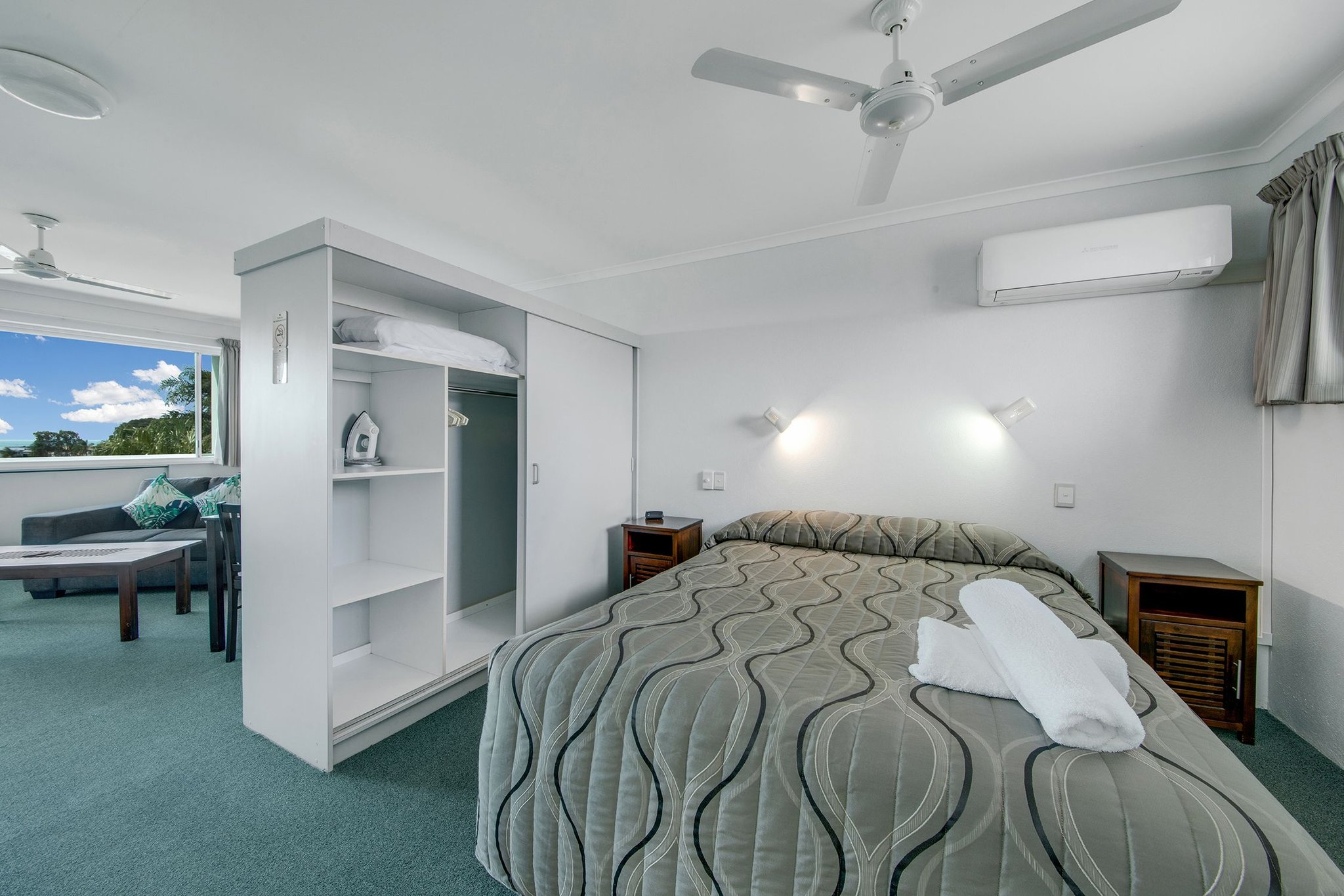 Reef Motor Inn