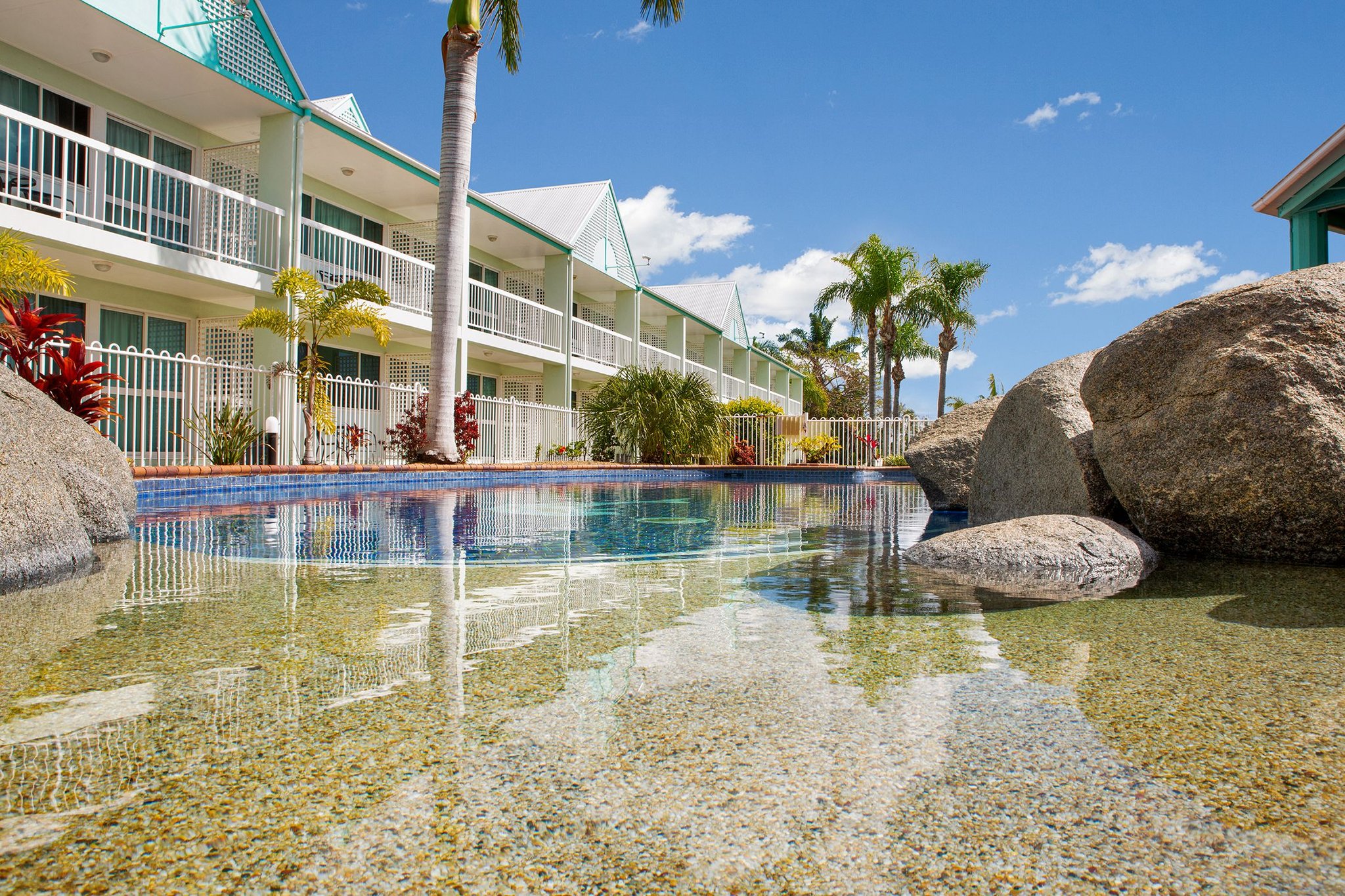 Reef Motor Inn