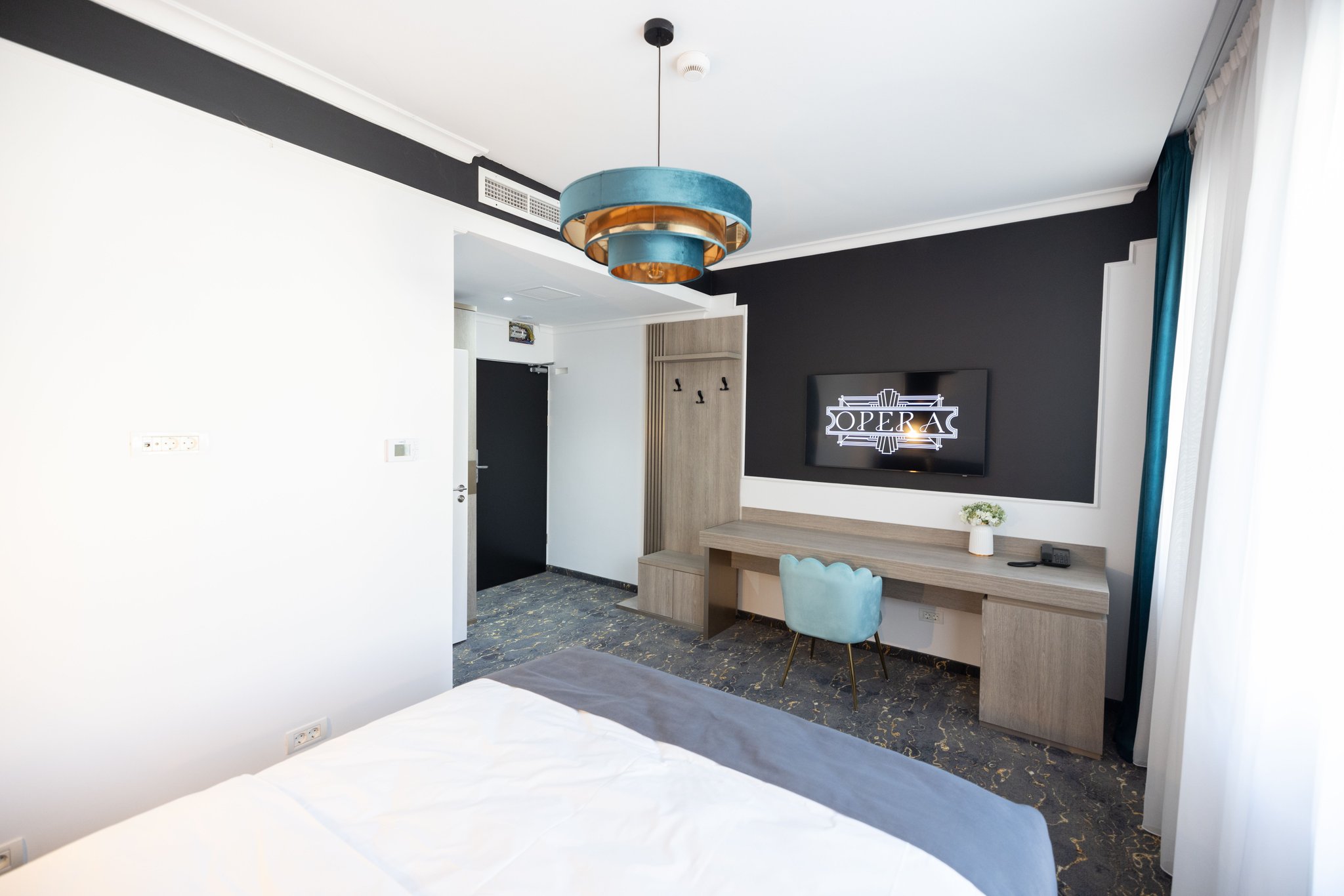 Opera Hotel