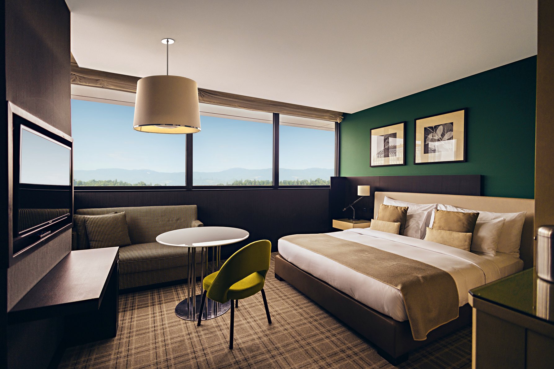 Crowne Plaza GENEVA - Tap to explore photos