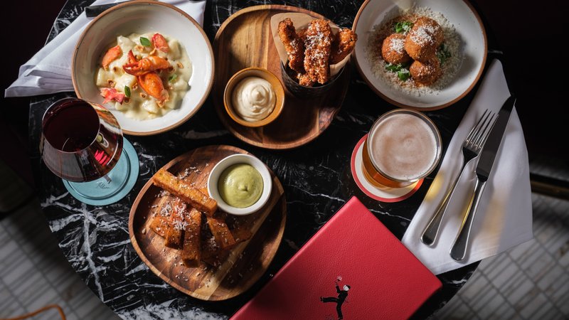 National and Suites Ottawa