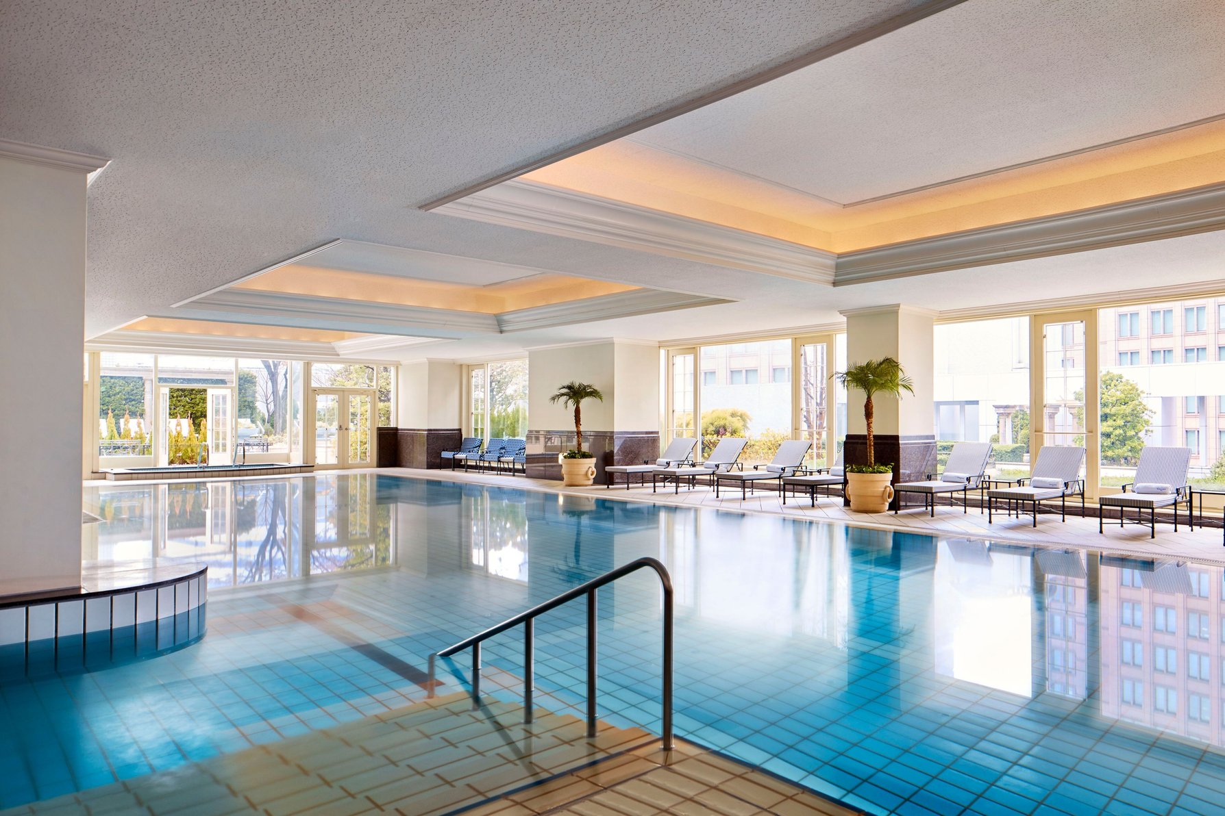 The Ritz-Carlton, Osaka - Tap to explore photos
