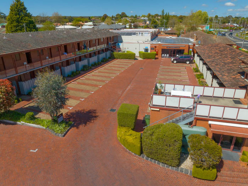 Sovereign Park Motor Inn