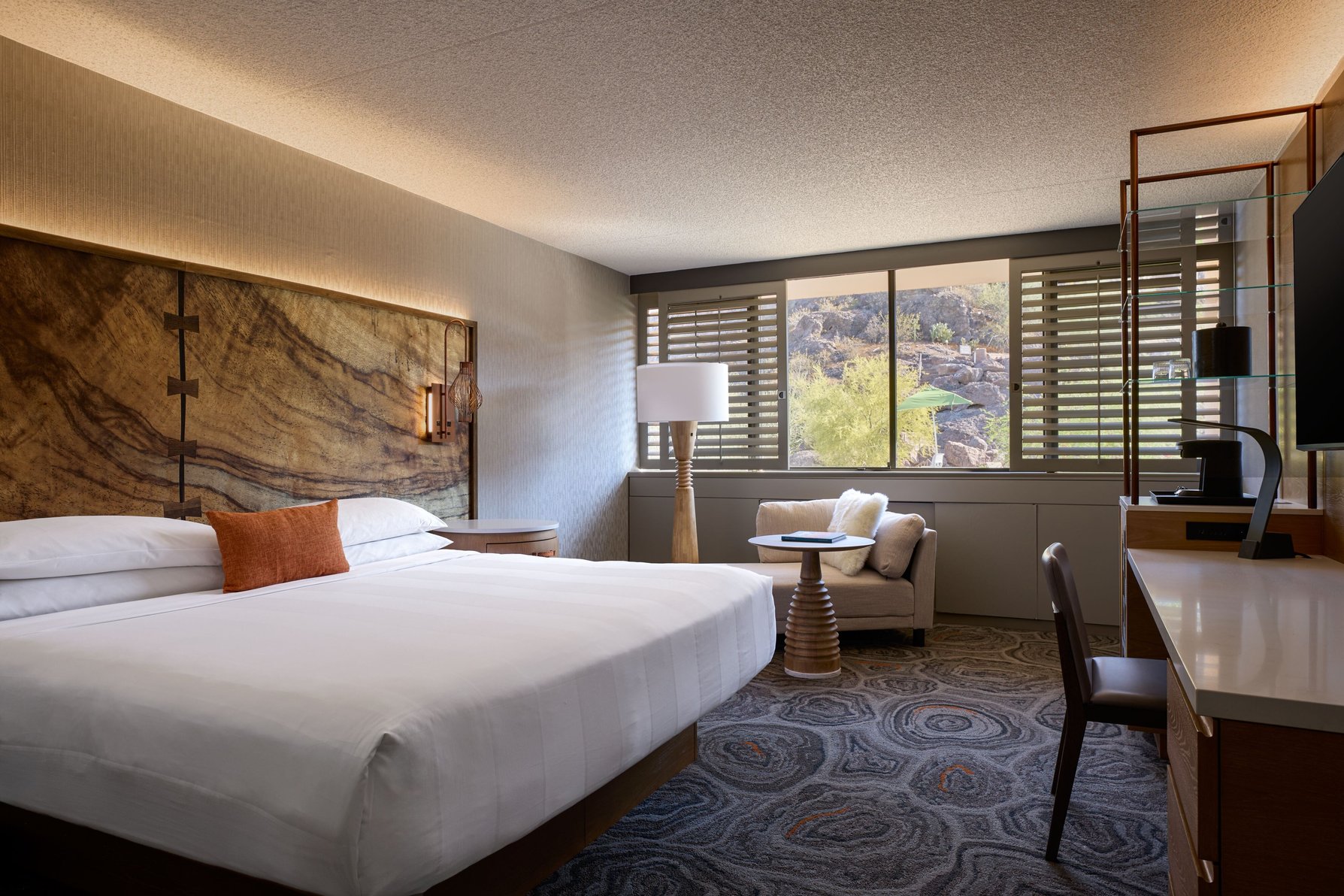 Phoenix Marriott Resort Tempe at The Buttes - Tap to explore photos