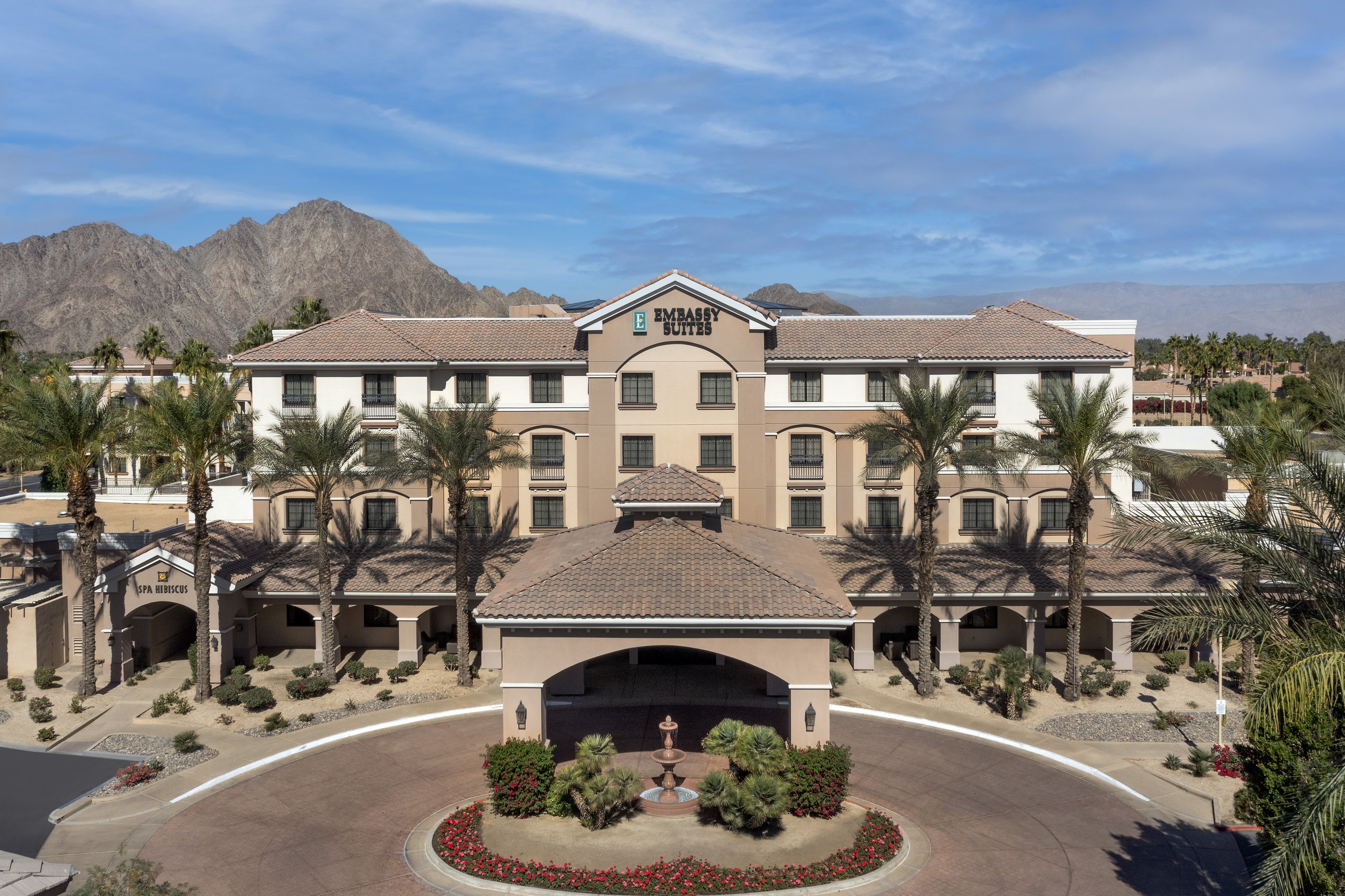 Embassy Suites by Hilton La Quinta Hotel & Spa