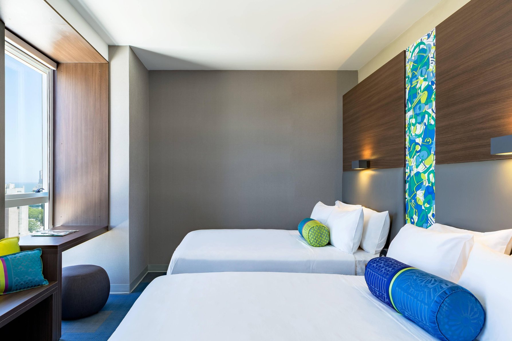 Aloft Montevideo Hotel by Marriott - Tap to explore photos