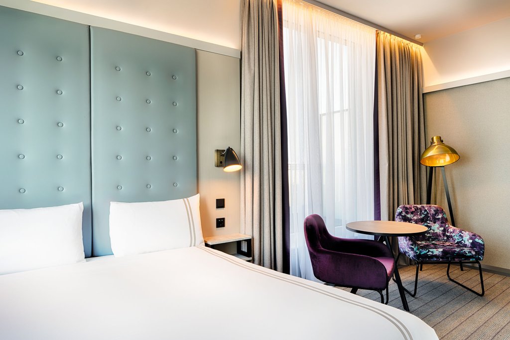 Premier Inn Berlin Alexanderplatz - Tap to explore photos