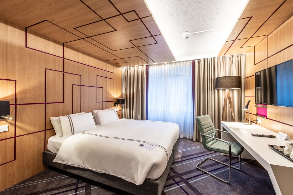 Premier Inn Braunschweig City Centre - Tap to explore photos