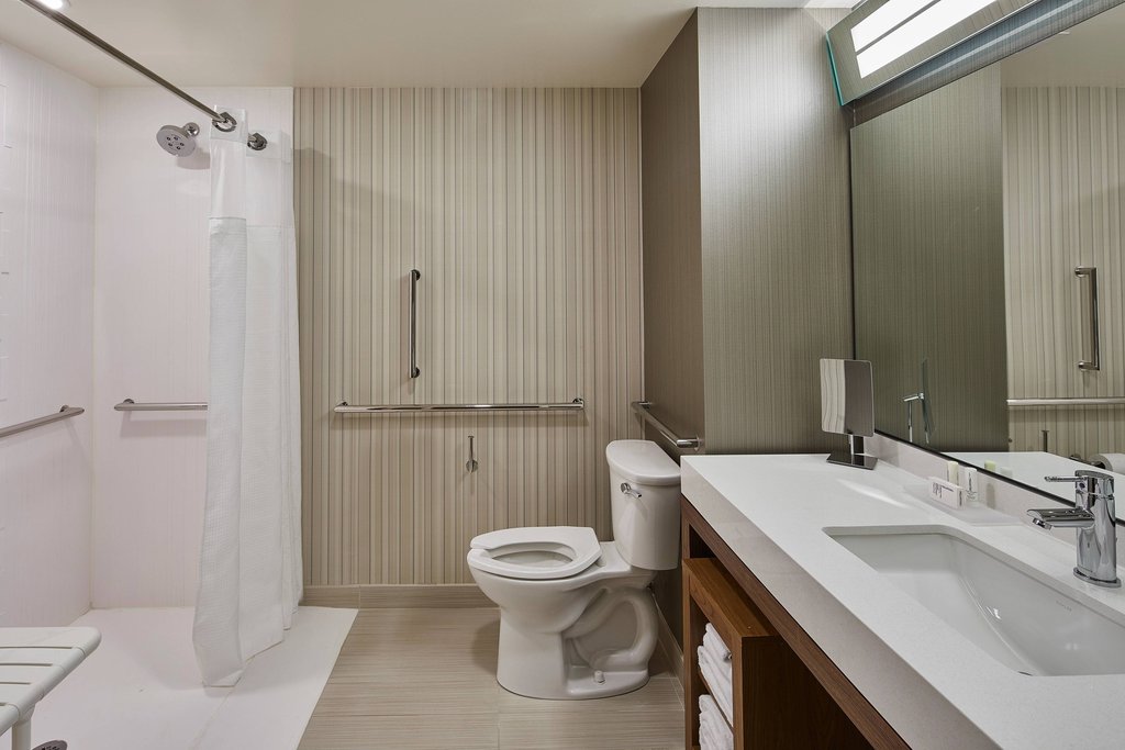 Courtyard by Marriott Albany Airport - Tap to explore photos