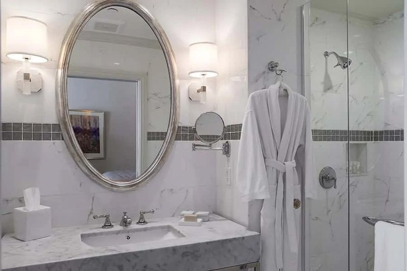 The Lenox