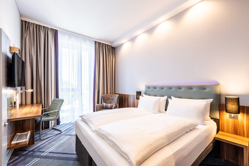 Premier Inn Heidelberg City Zentrum - Tap to explore photos
