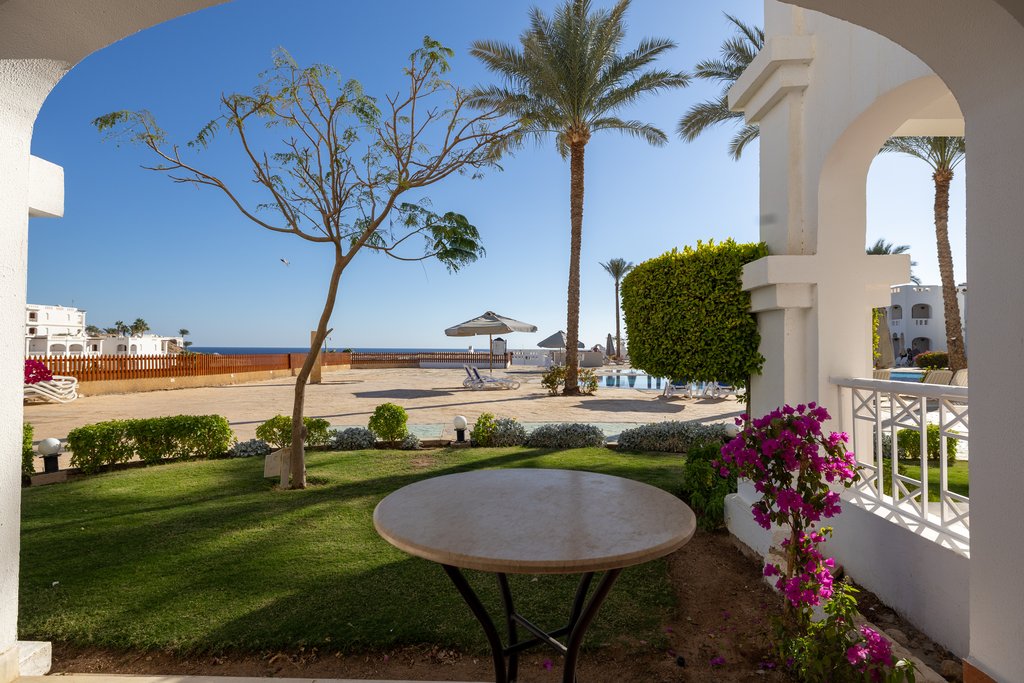 Continental Plaza Beach Resort - Tap to explore photos