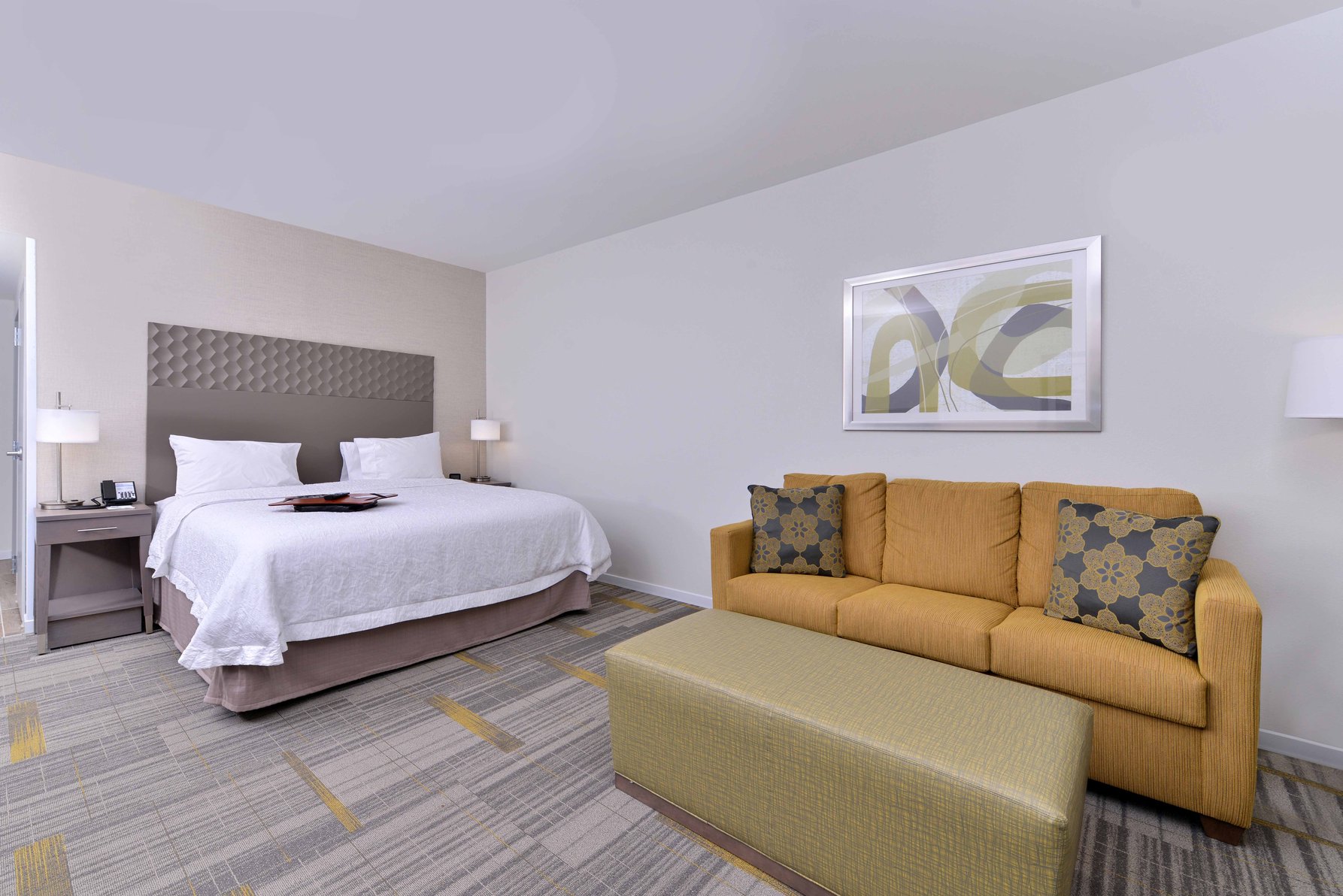 Hampton Inn & Suites by Hilton Shelby - Tap to explore photos