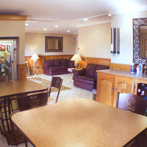 Pier Ii Resort - Okeechobee, FL