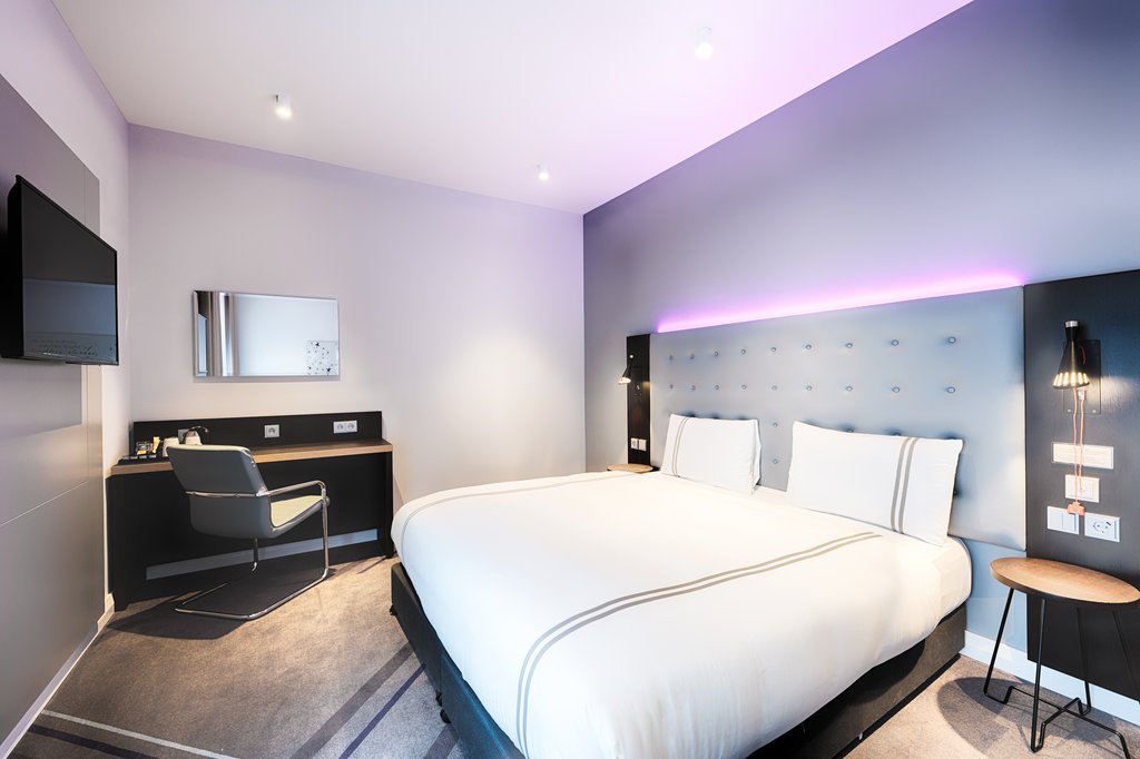 Premier Inn Regensburg City Centre - Tap to explore photos