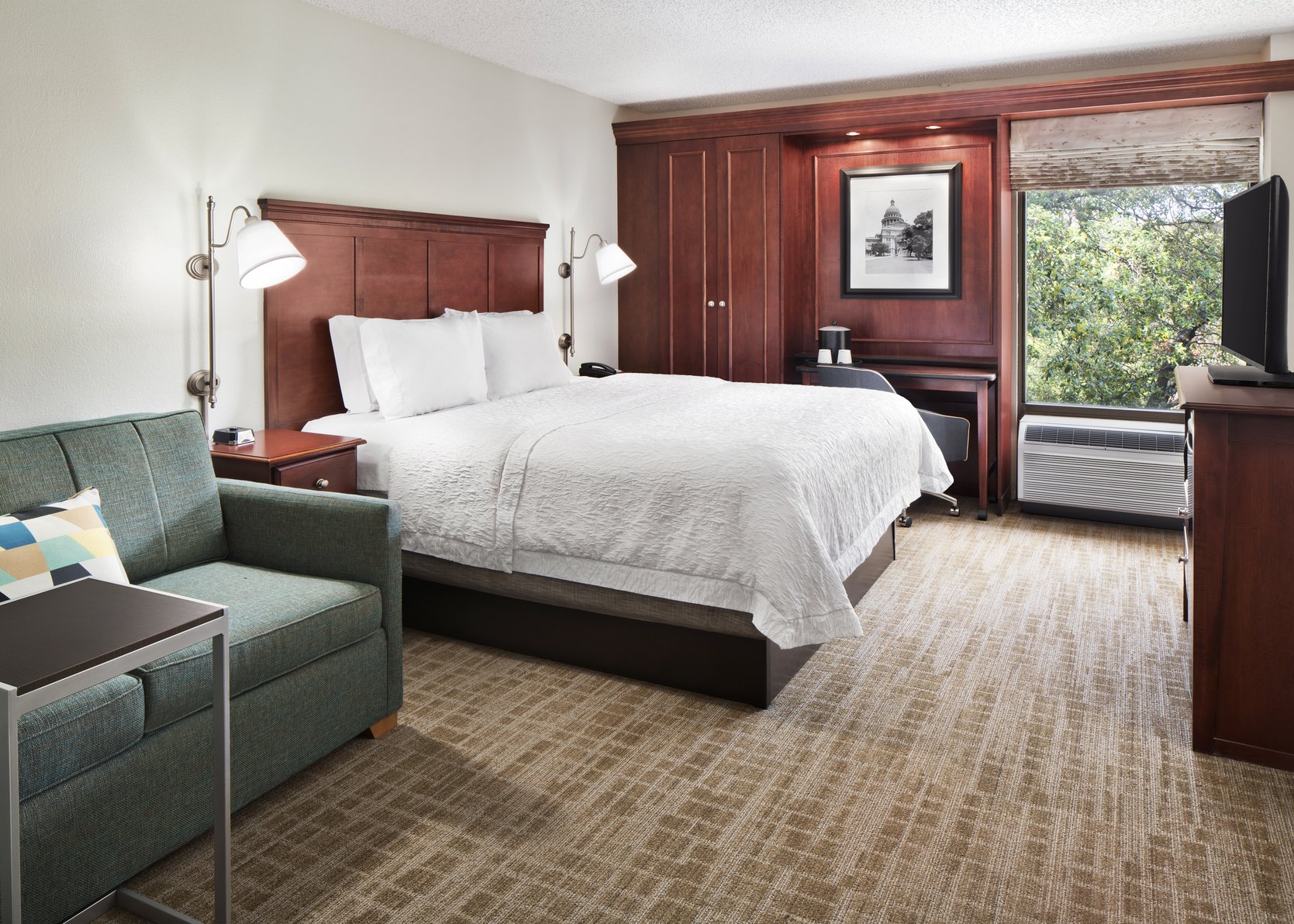 Hampton Inn Austin North @ I - 35 & Hwy 183 - Tap to explore photos