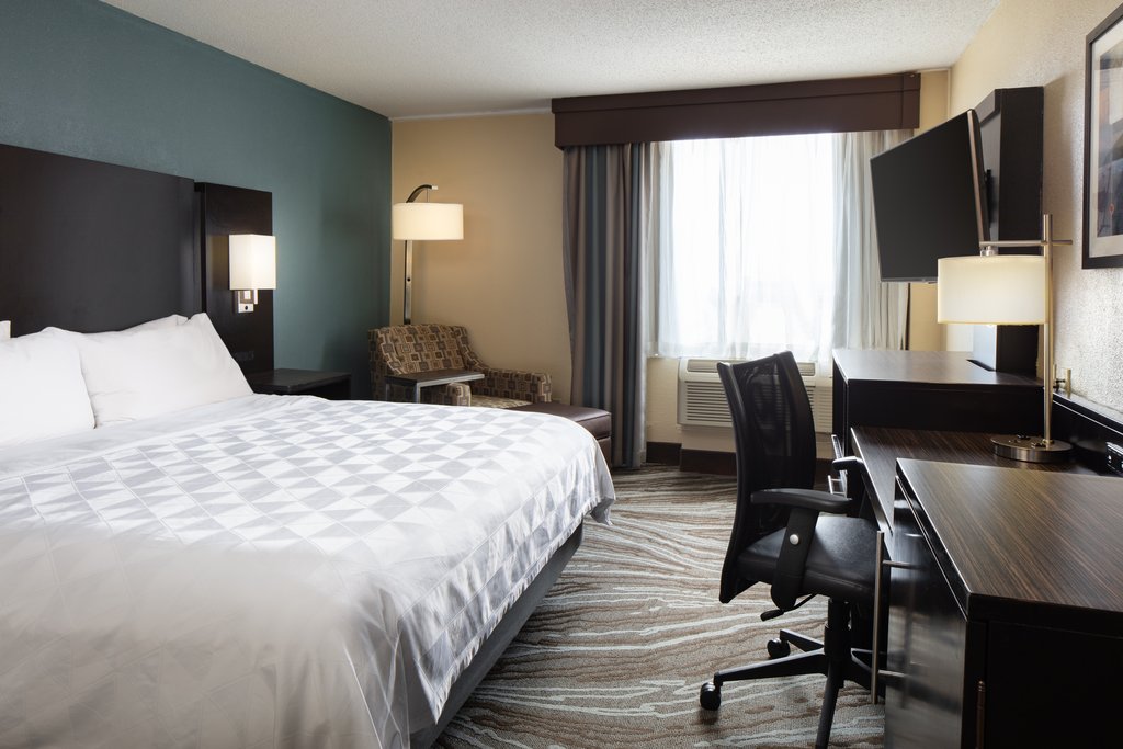 Holiday Inn Rock Island-Quad Cities - Tap to explore photos
