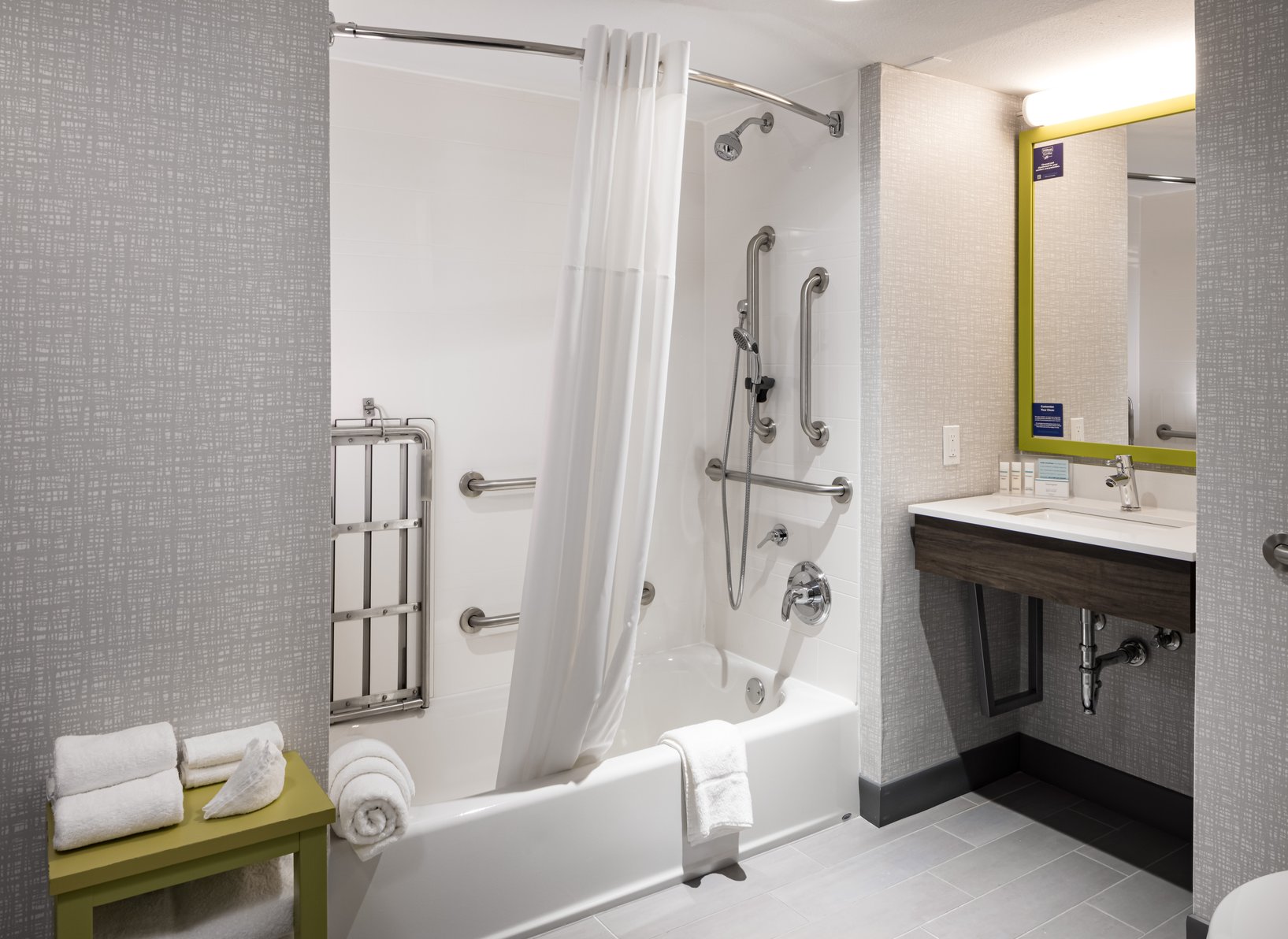 Hampton Inn Bentonville Rogers - Tap to explore photos