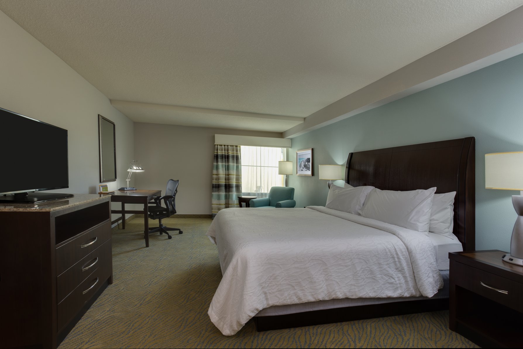 Hilton Garden Inn Daytona Beach Oceanfront - Tap to explore photos