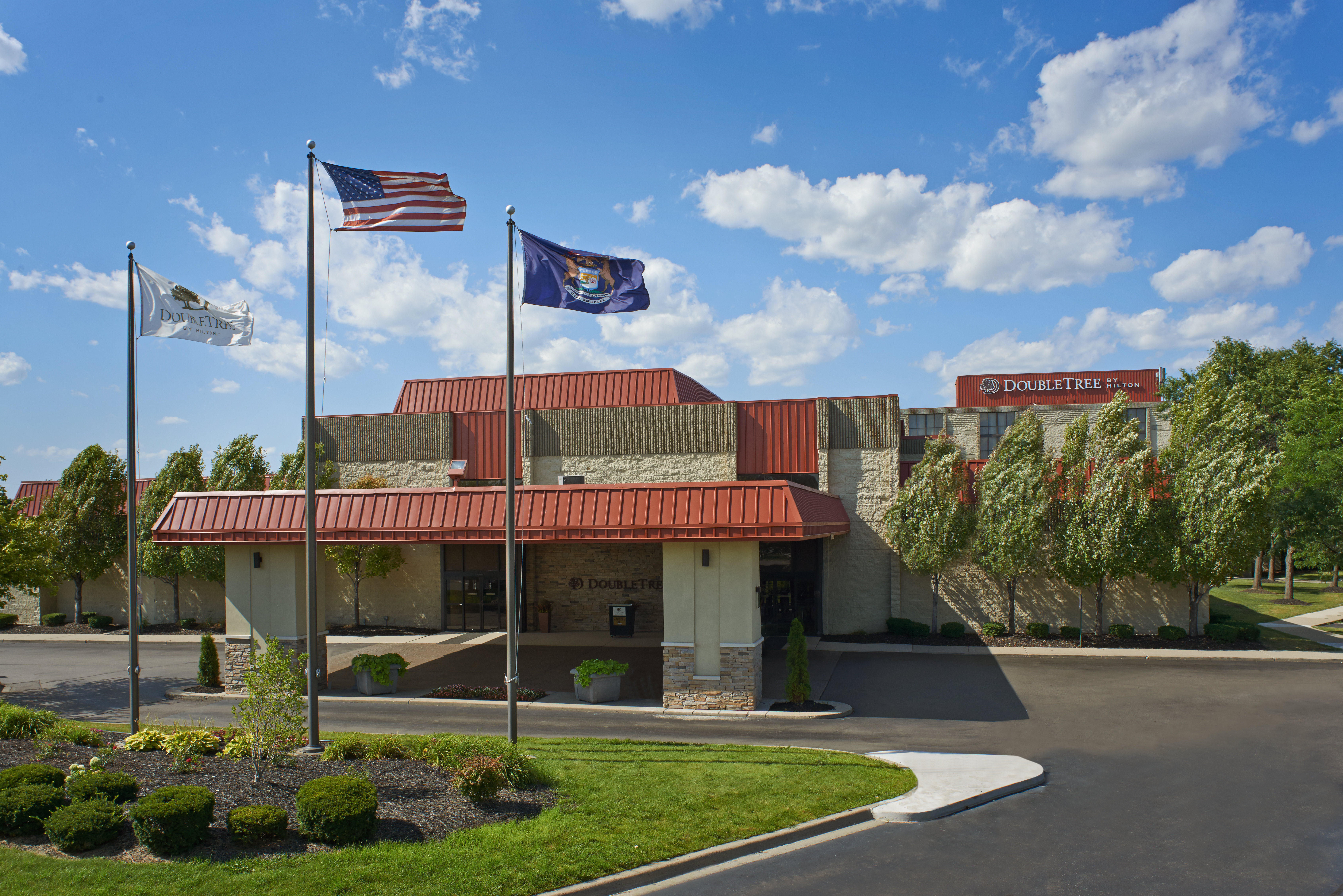 DoubleTree by Hilton Detroit - Dearborn