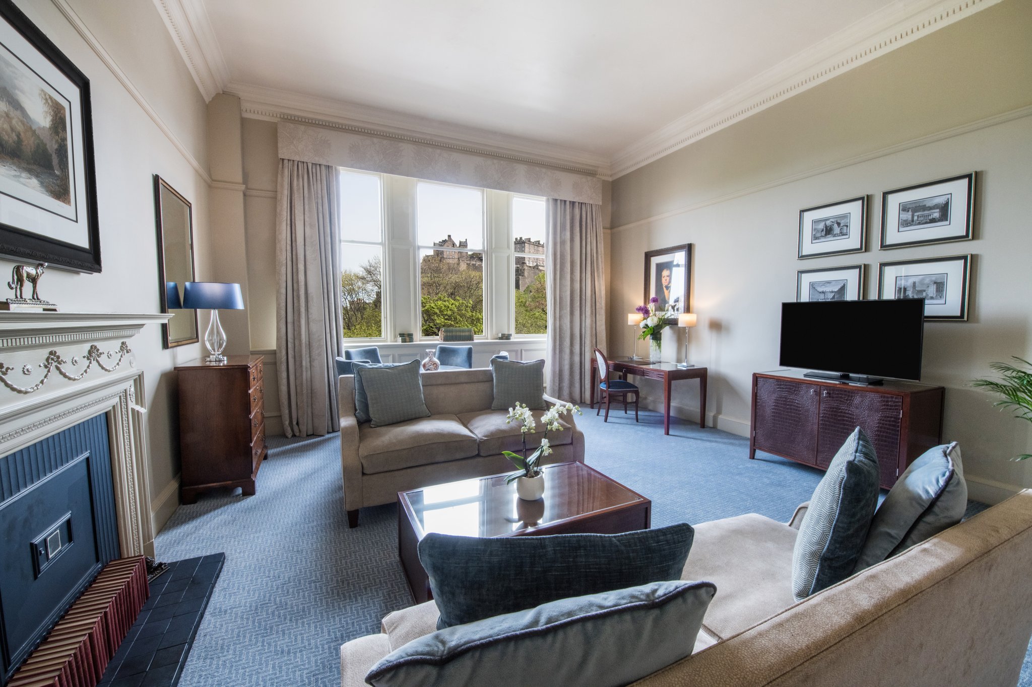 The Caledonian Edinburgh, Curio Collection by Hilton