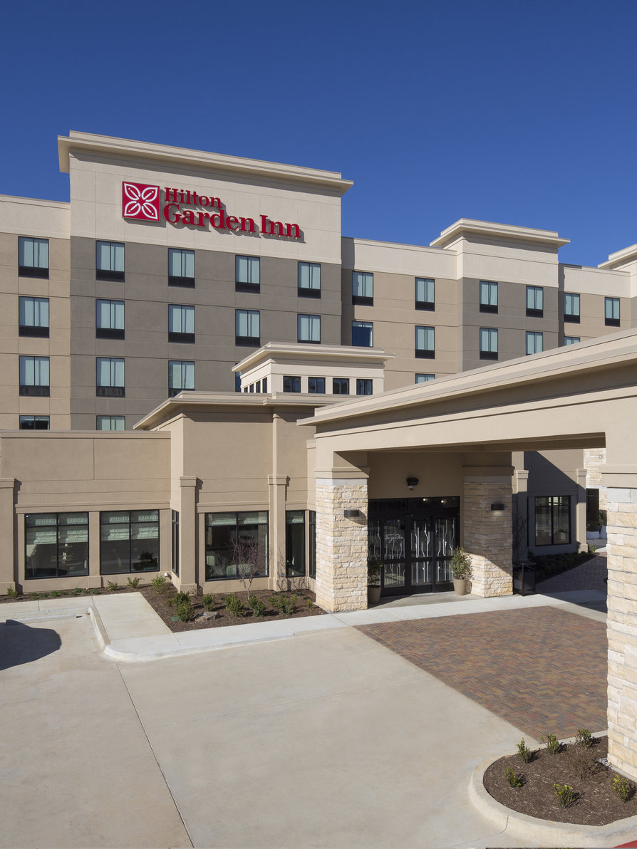 Hilton Garden Inn Longview - Tap to explore photos