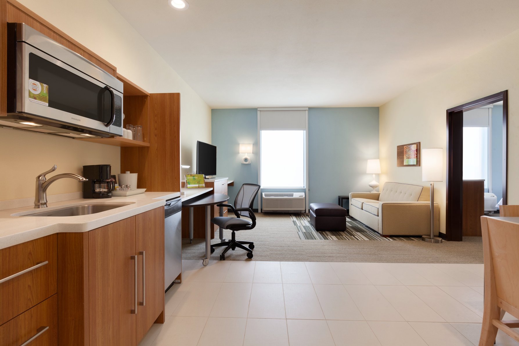 Home2 Suites by Hilton Oklahoma City Quail Springs - Tap to explore photos