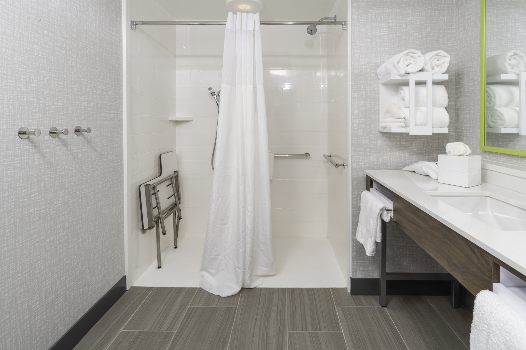 Hampton Inn & Suites by Hilton Conway - Tap to explore photos