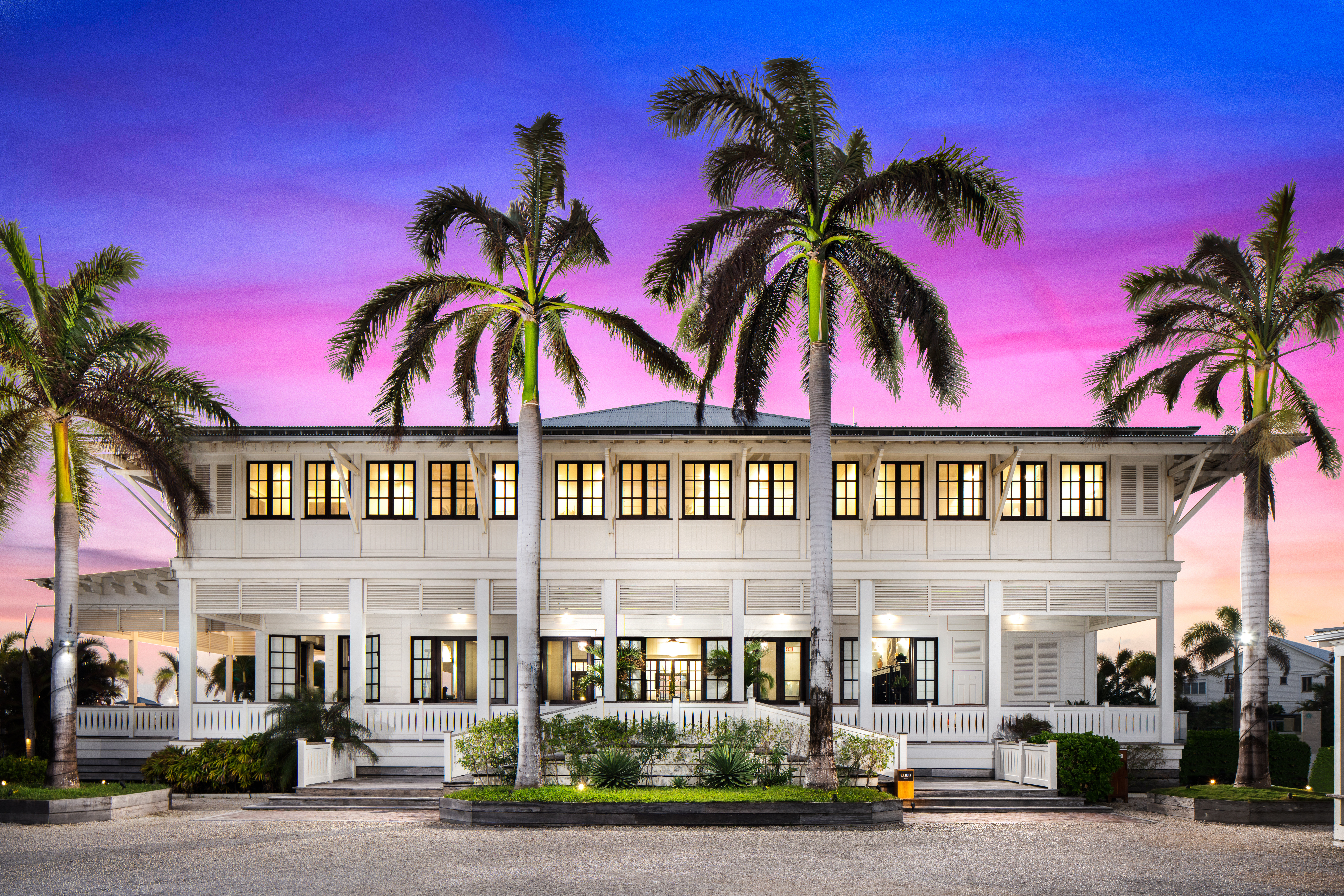 Mahogany Bay Resort & Beach Club, Curio Collection by Hilton