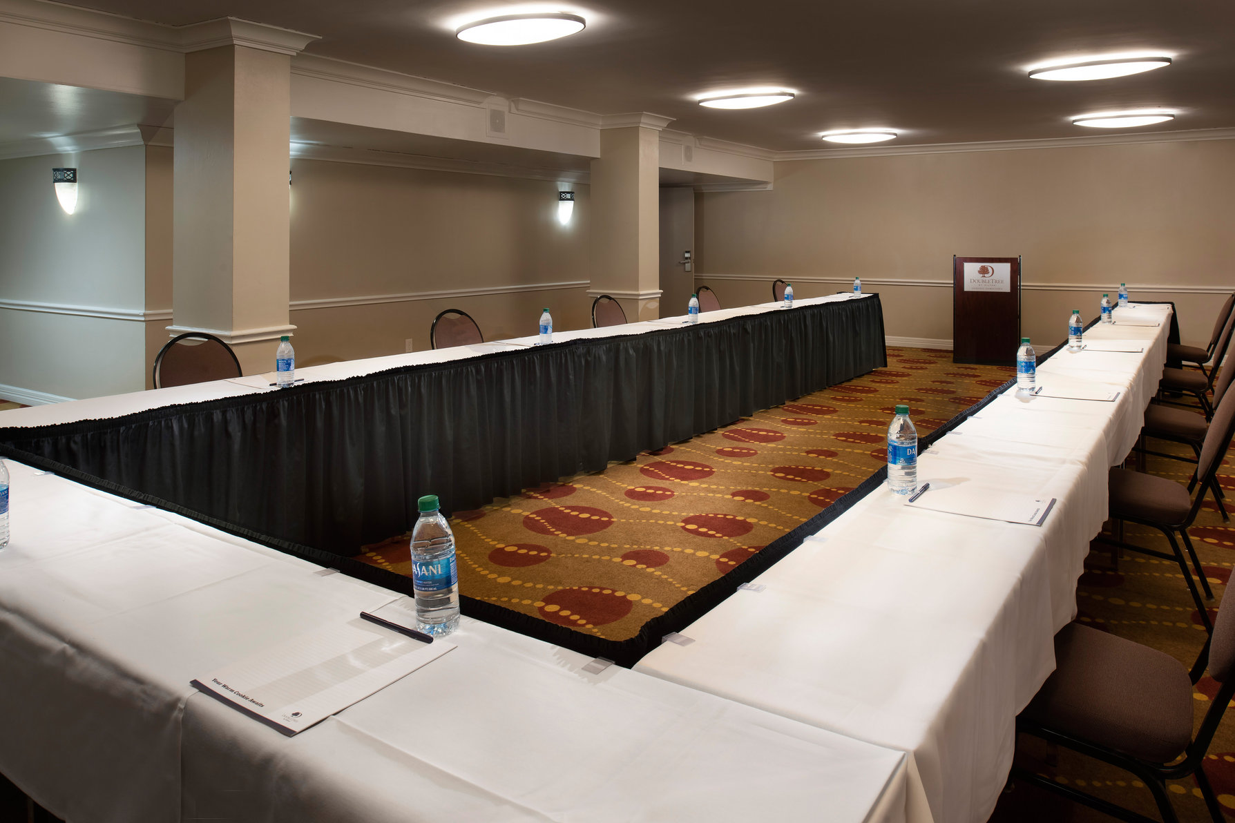 DoubleTree by Hilton Memphis Downtown – Memphis, TN