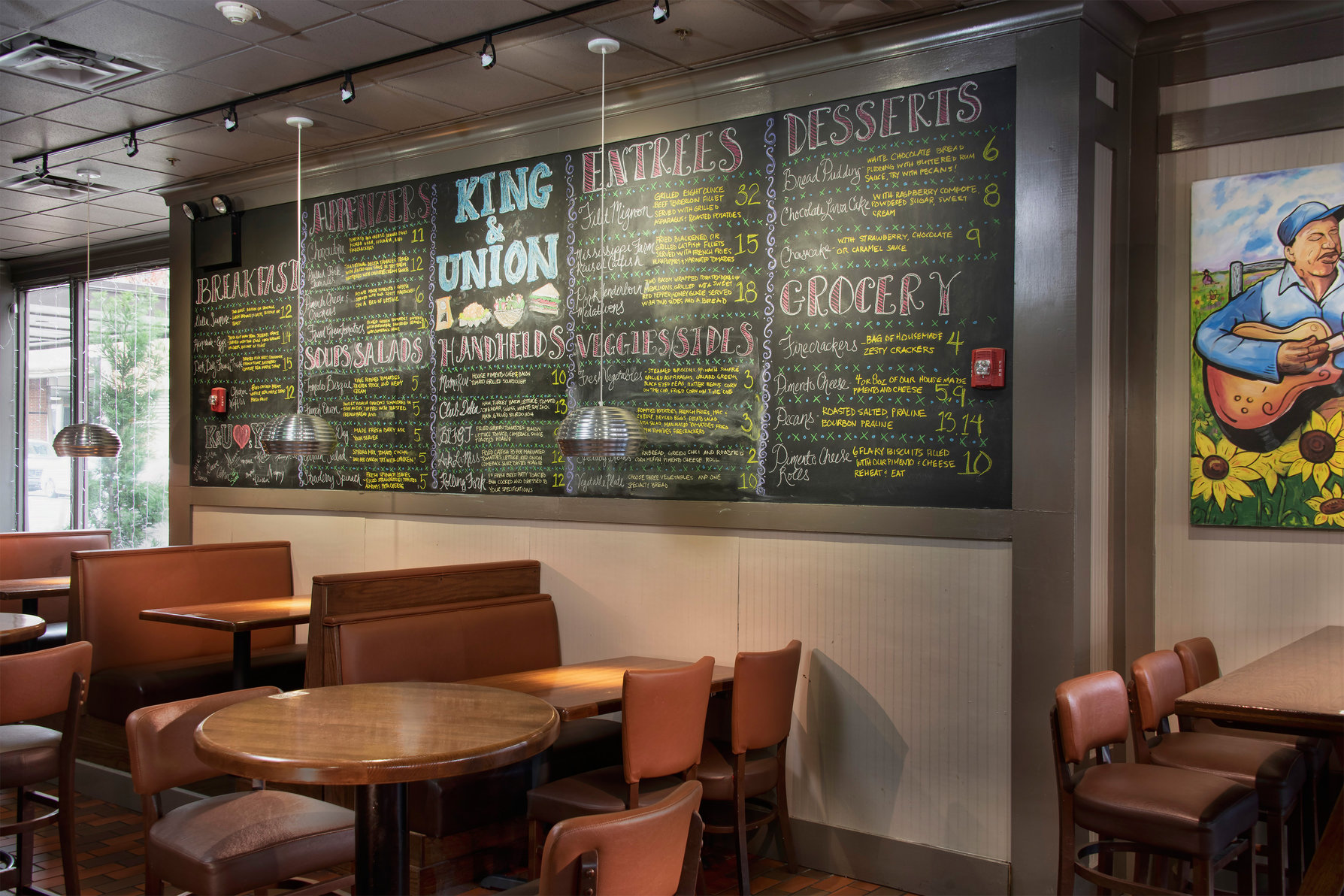 DoubleTree by Hilton Memphis Downtown – Memphis, TN