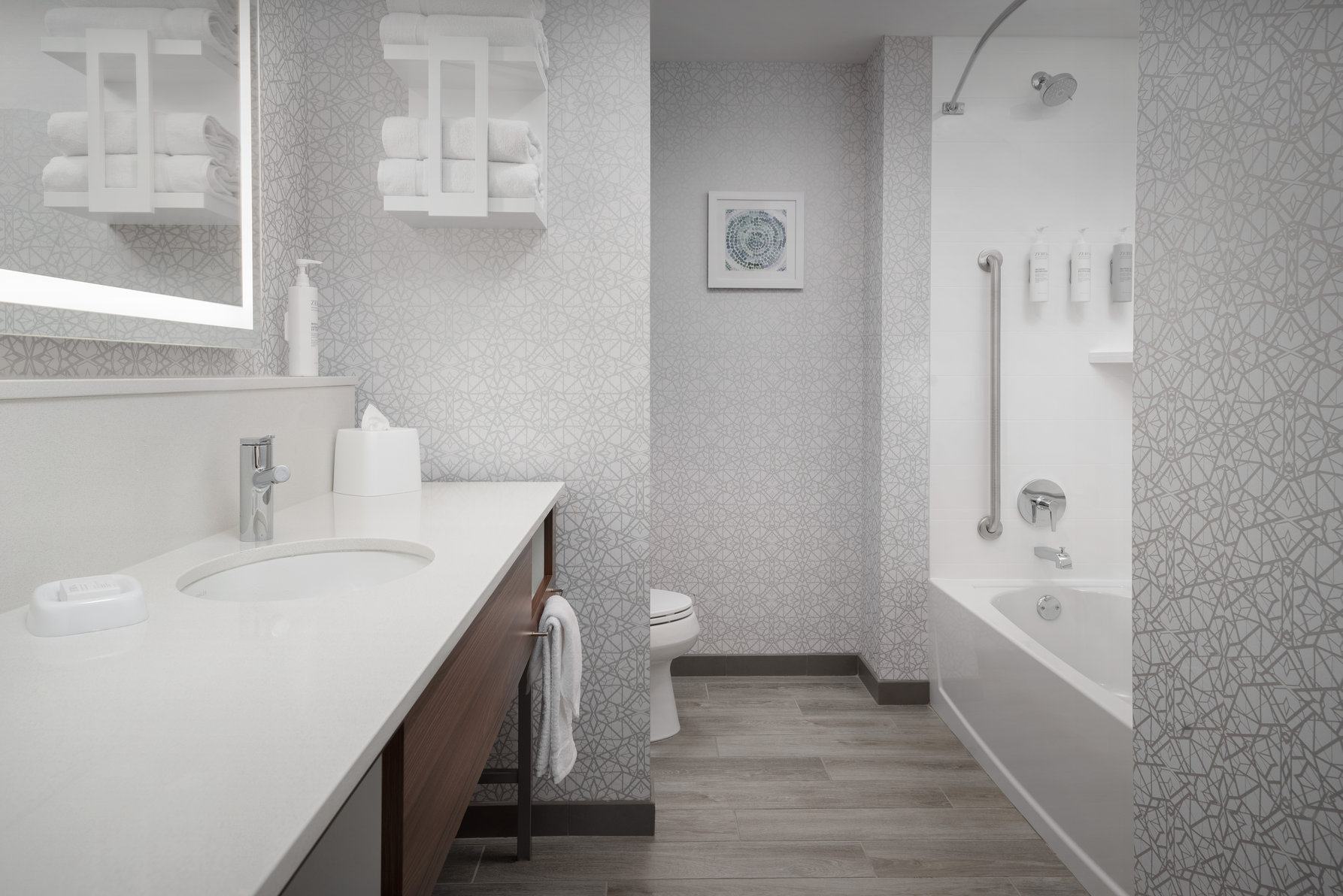 Hampton Inn & Suites by Hilton Naples South - Tap to explore photos