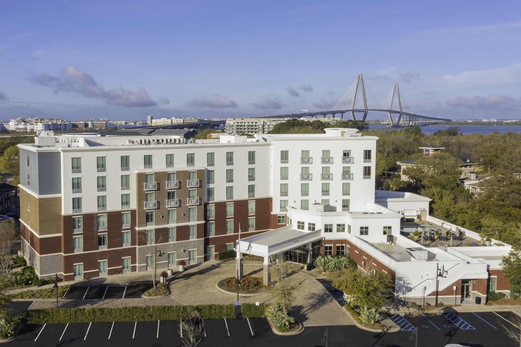 Hilton Garden Inn Mount Pleasant - Tap to explore photos