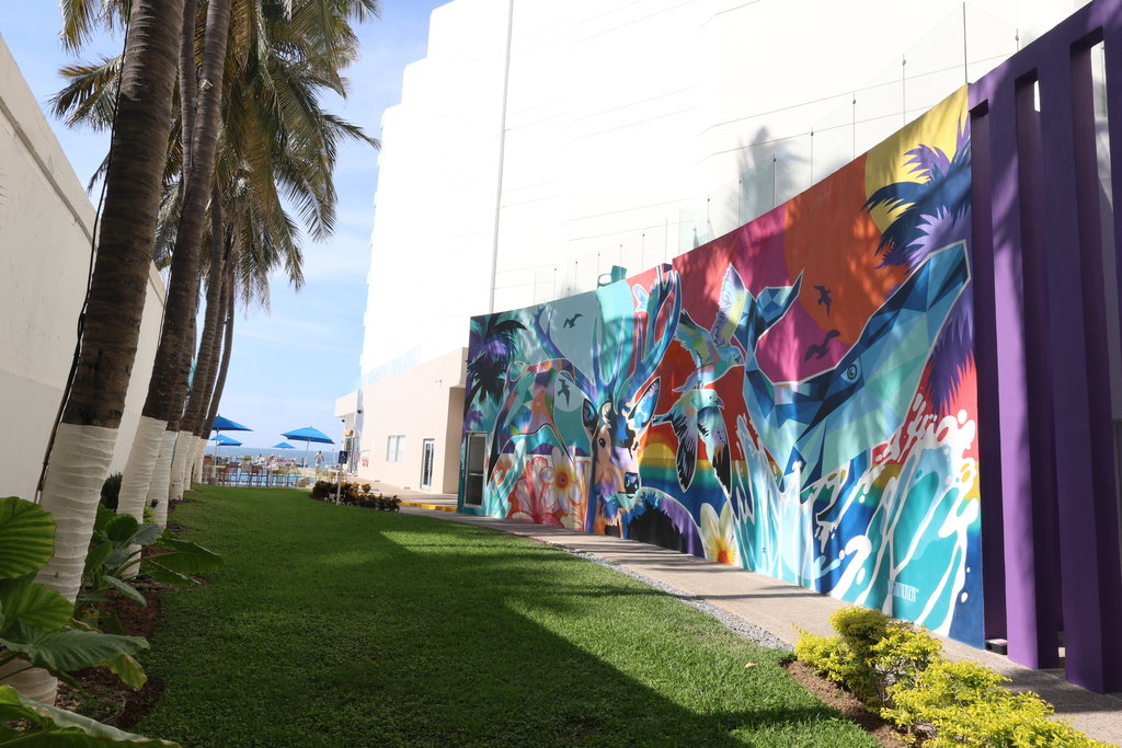 Garner Hotel MAZATLAN BEACH by IHG - Tap to explore photos